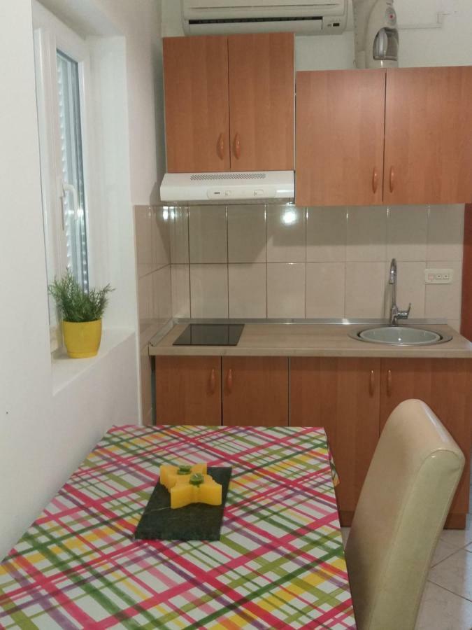 Apartment Ivana Turanj Extérieur photo
